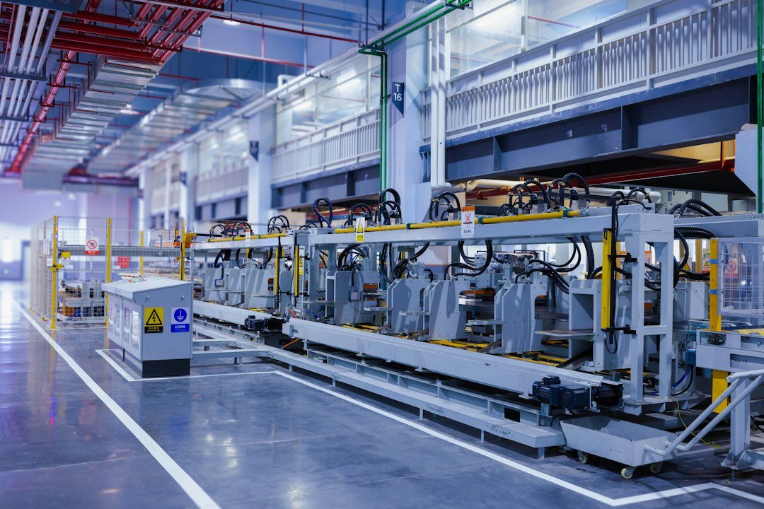 Industrial machinery protected with made-to-measure covers